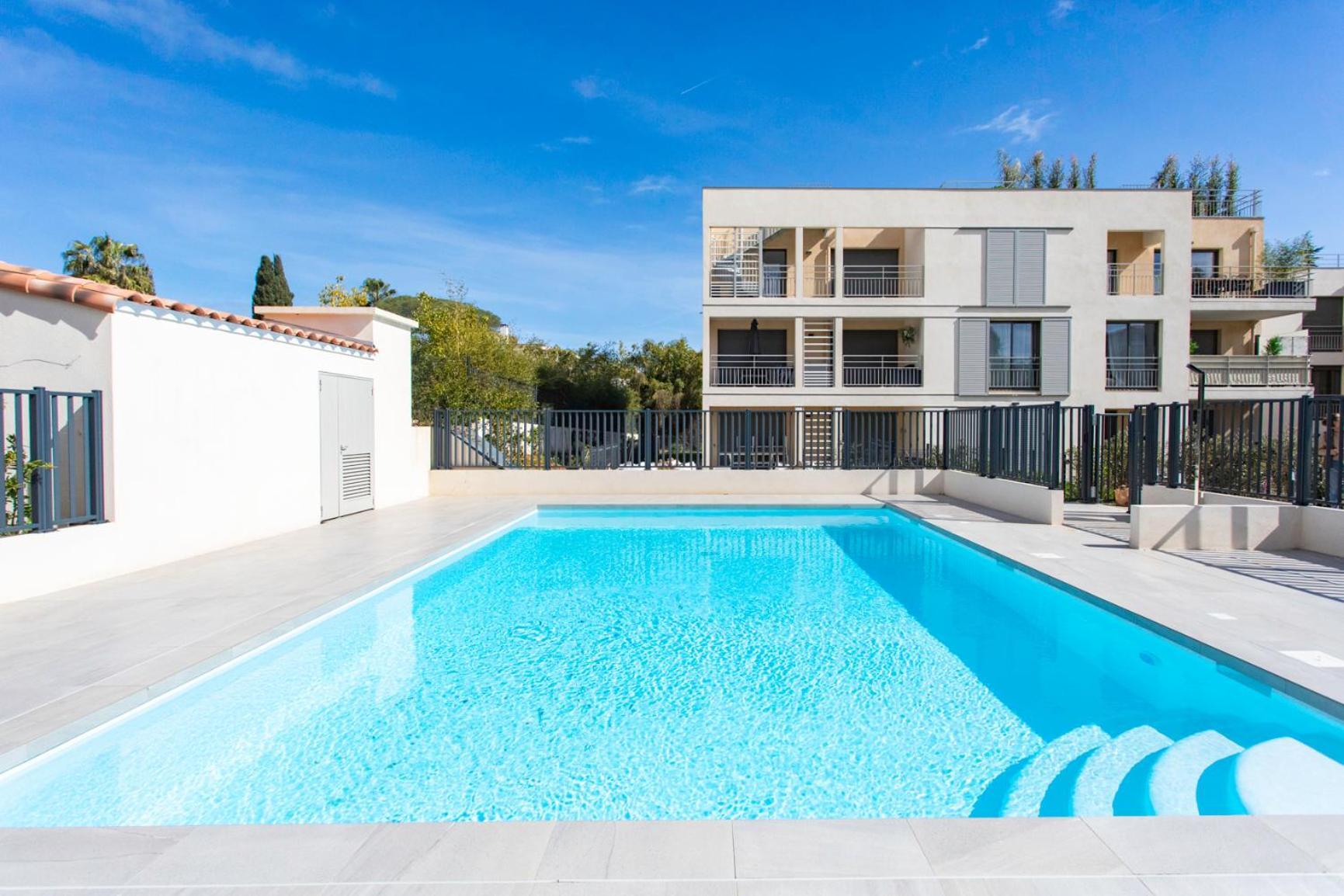 A5 - Modern 5 Min To Sea - Pool & Garage Appartement Antibes