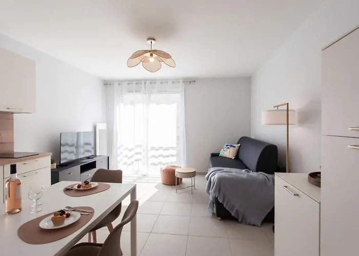 A5 - Modern Studio 5 Min To Sea - Pool & Garage